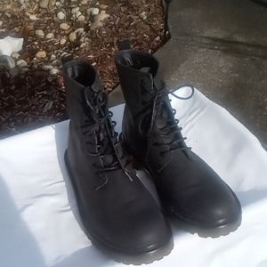 Men's lace front boots
